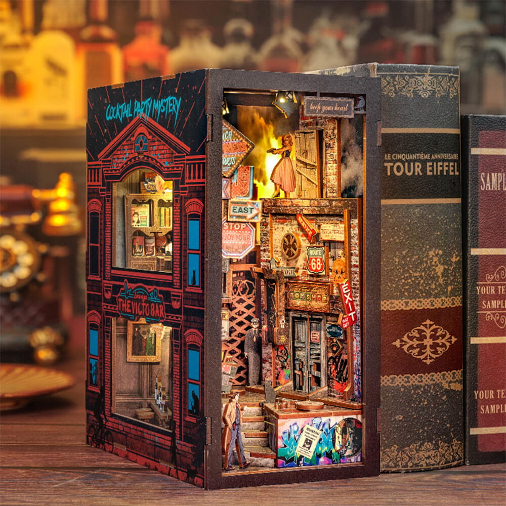 The Long Goodbye Book Nook