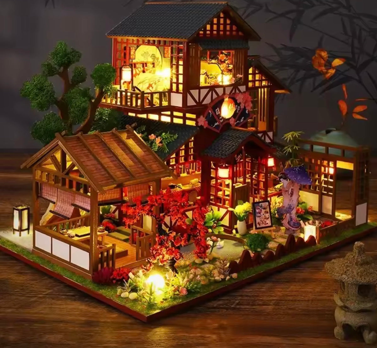 P015-A Japanese courtyard model photo 2