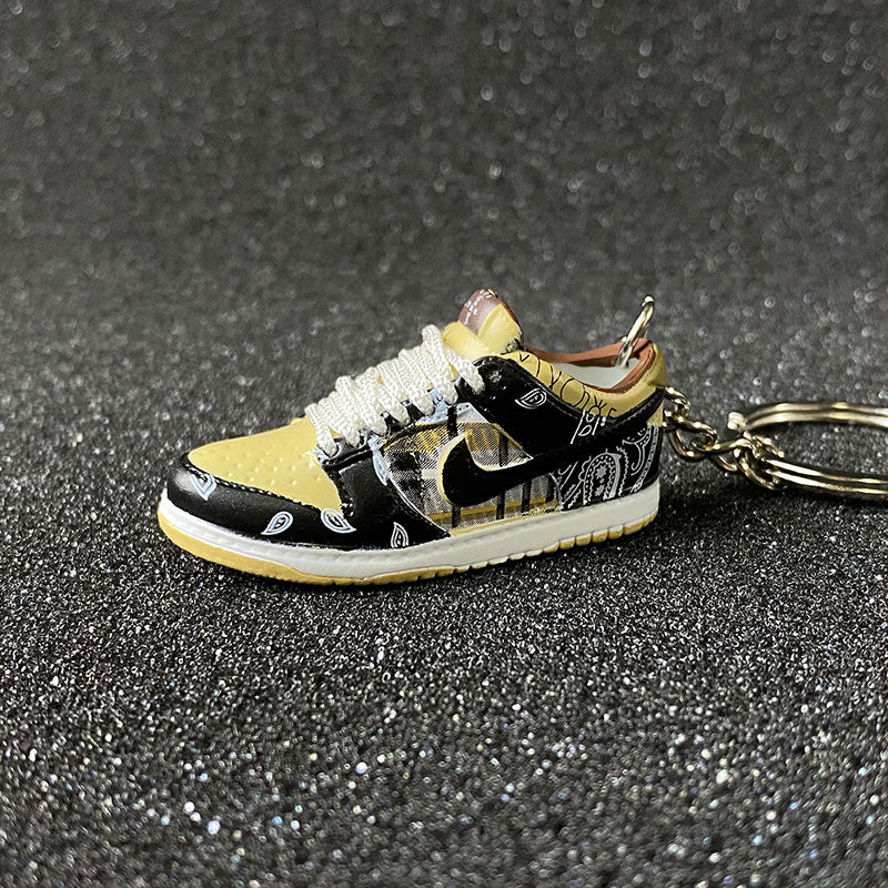 Sneaker Keychain 3D Dunk Low SB Travis Scott - Bair Gifts